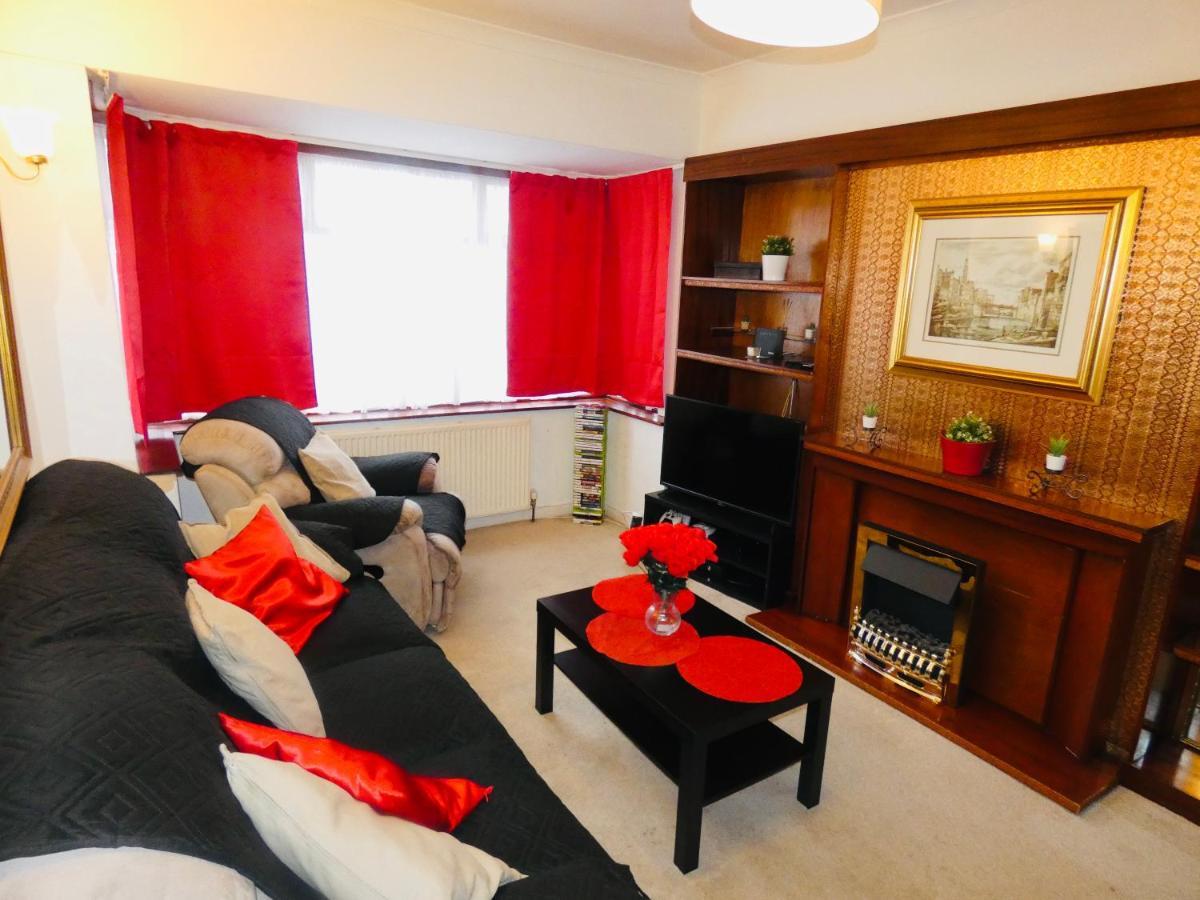Spacious 3 Bed House With Parking & Good Transport South Norwood Exteriör bild